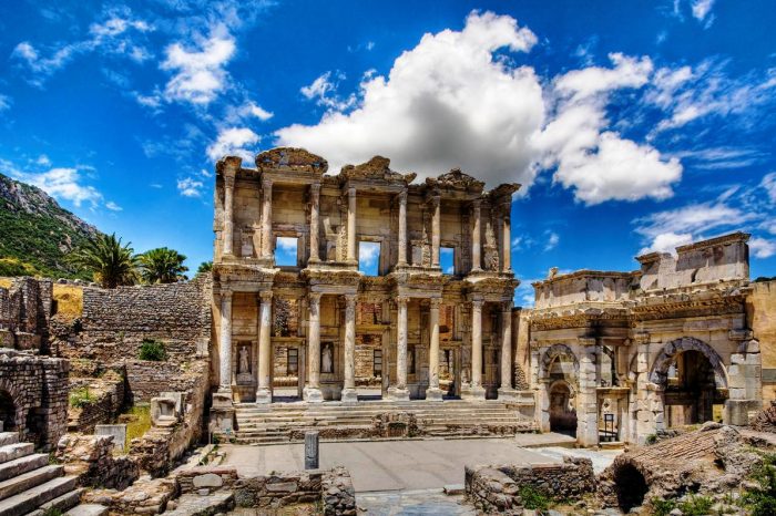 Ephesus, House of Hl. Mary – Şirince <br>(full day)<br>